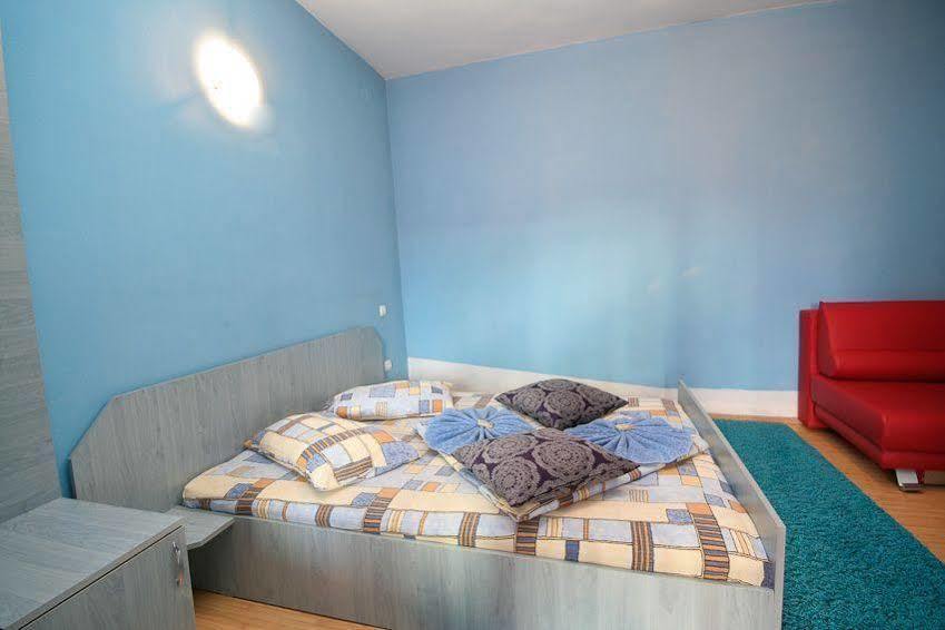 Pension La Viorel Isaila Sibiu Exterior foto