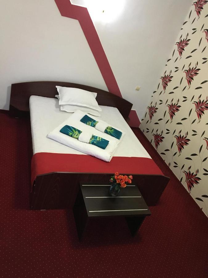Pension La Viorel Isaila Sibiu Exterior foto
